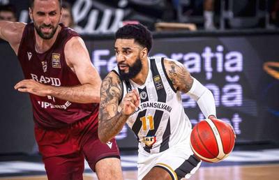 După două victorii convingătoare în playoff, U-BT Cluj-Napoca este la un pas de semifinale: „Creștem de la meci la meci”