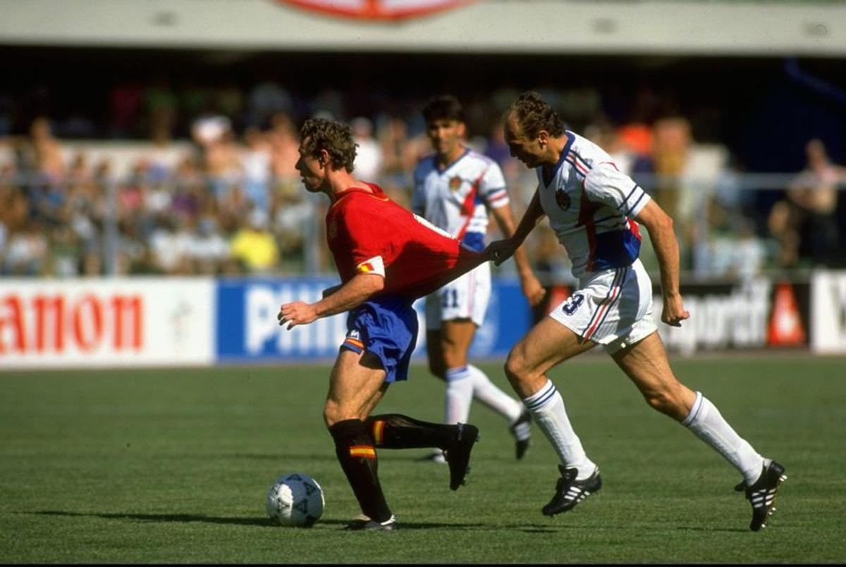 20 de nopți nedormite: din bețiv și ignorant a devenit un antrenor de legendă! + Cele 11 sticle de whisky băute înaintea „sferturilor” din Italia '90