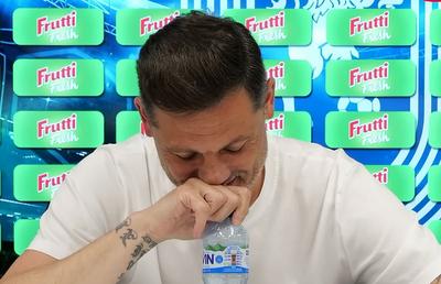 Mirel Rădoi, de neoprit la conferință: „Să demisionez? Nu pot!” + „Aș fi cel mai mare imbecil. Să vindem iar speranțe false?”