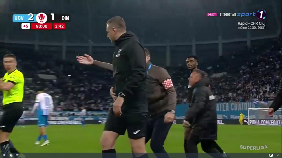 Zeljko Kopic și Florentin Petre, protest după golul Craiovei