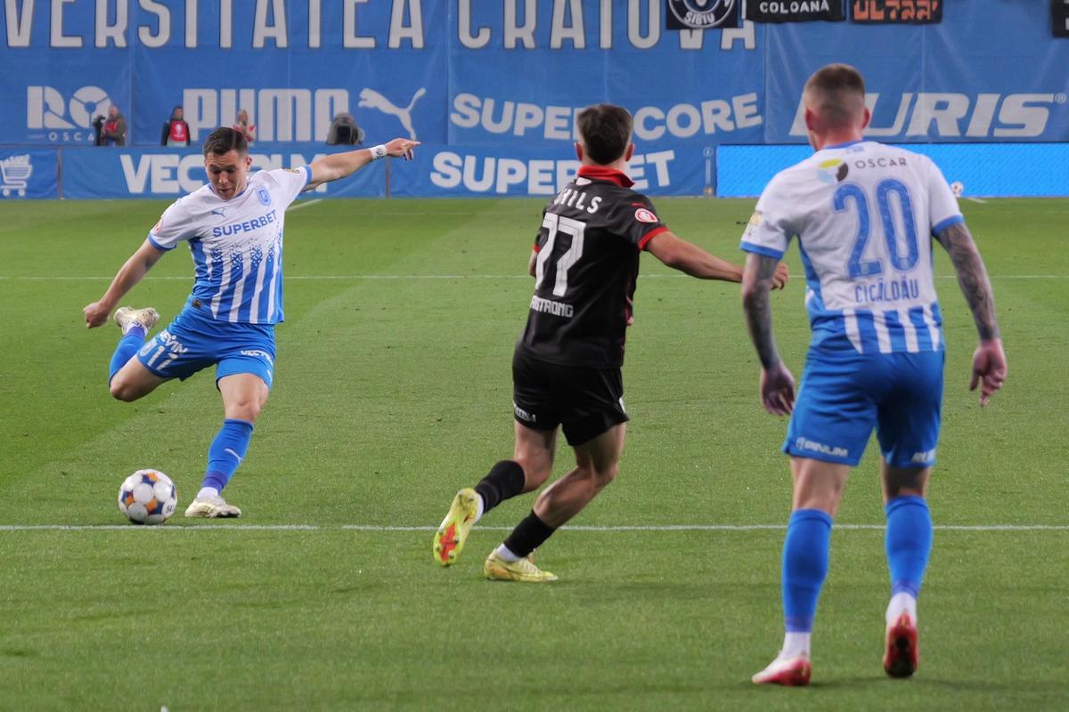 Universitatea Craiova - Dinamo, în etapa a 7-a din play-off // foto: Andrei Furnigă (GSP.ro)