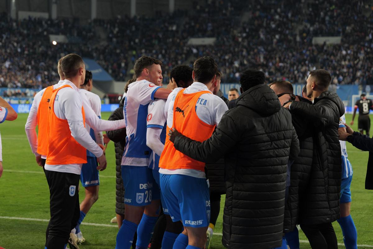 Regele Leu » Nsimba a reușit un gol cât un titlu, cu ajutorul arbitrilor, iar Craiova a răpus-o în ultima clipă pe Dinamo! Clasamentul