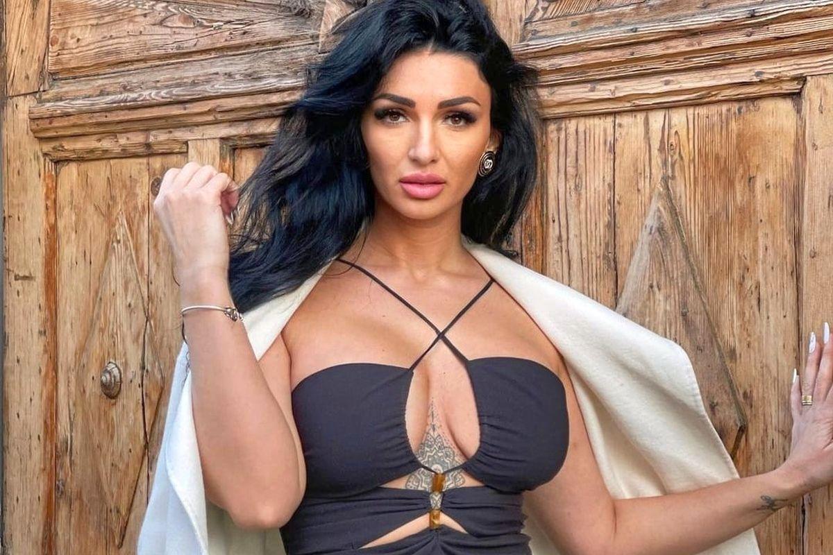 Cea mai sexy antrenoare din România a leșinat în timpul meciului și a urmat scandalul: „Foame, disperare!”