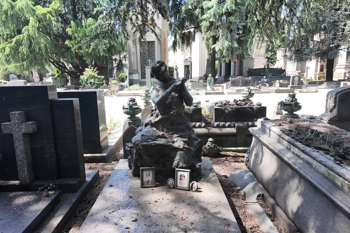 Cimitirul Monumentale. Derby-ul din Milano care s-a mutat în piatră: Meazza, lângă Kilpin