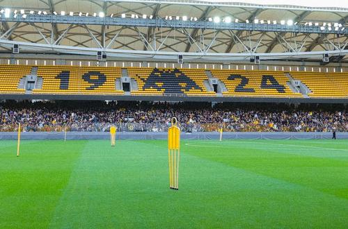12.000 de suporteri la antrenamentul lui AEK Atena, echipa lui Răzvan Marin // FOTO: X