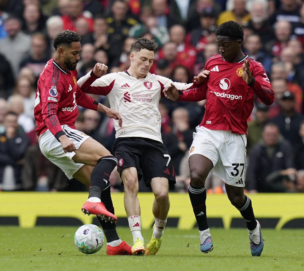 Manchester United - Liverpool, o nebunie de derby, cu 5 goluri! » Locul 3 în Premier League a fost capturat