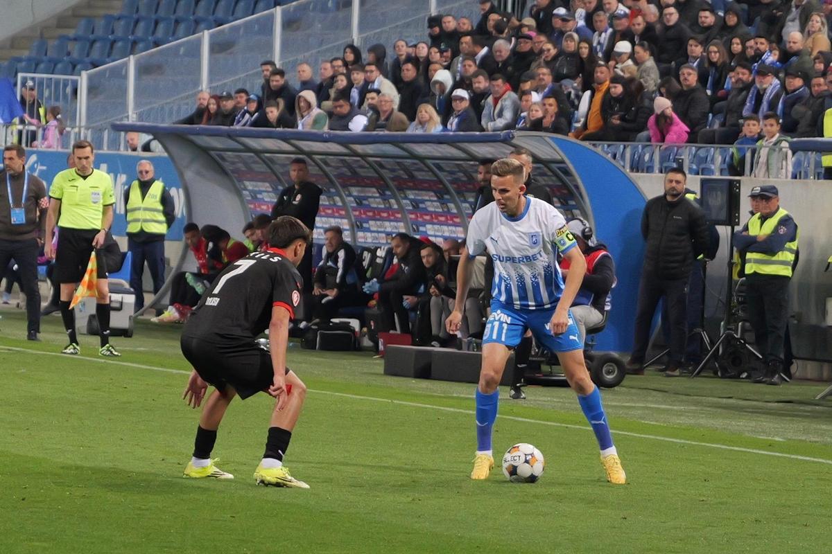 Regele Leu » Nsimba a reușit un gol cât un titlu, cu ajutorul arbitrilor, iar Craiova a răpus-o în ultima clipă pe Dinamo! Clasamentul
