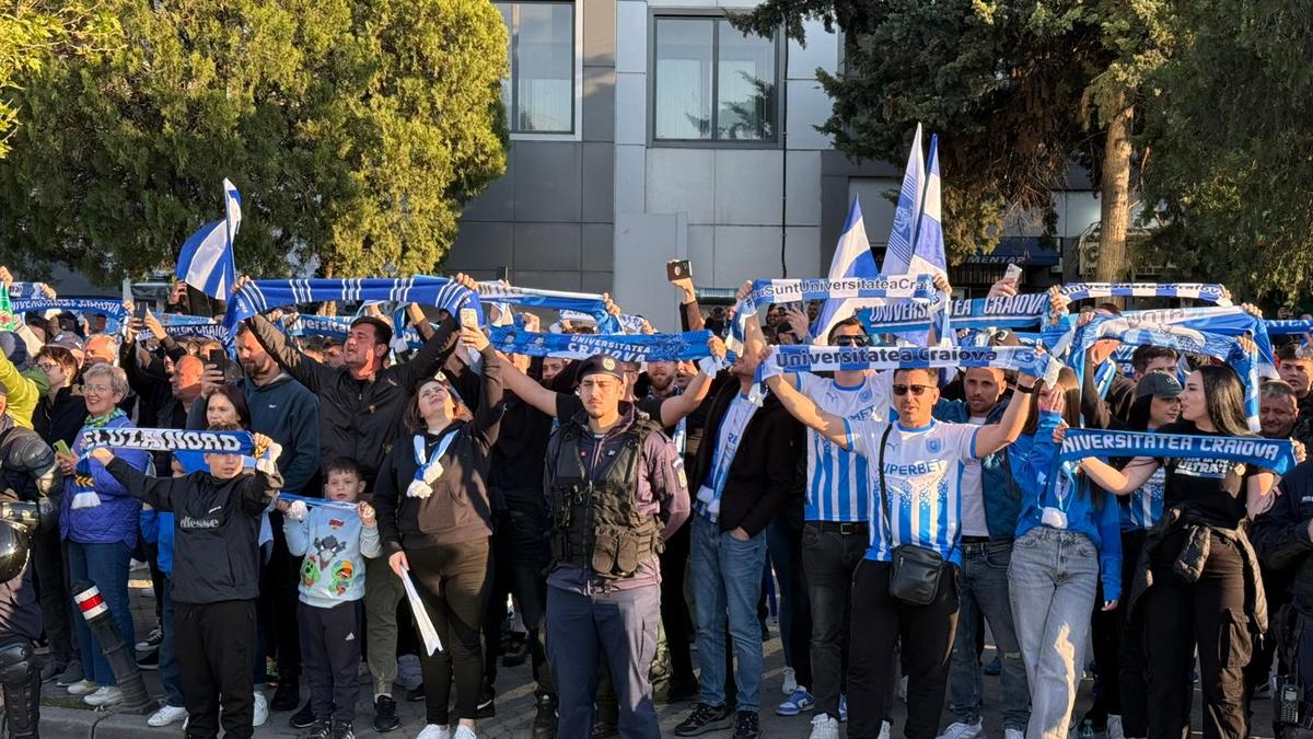 Imagini înainte de Universitatea Craiova - Dinamo