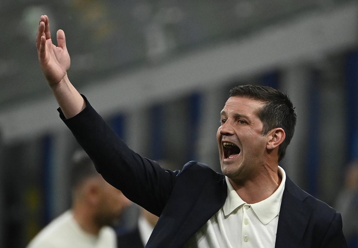 GRANDE CHIVU! Istorie scrisă de antrenorul român: a depășit toate așteptările și a făcut-o pe Inter campioană la primul lui sezon pe banca nerazzurrilor!