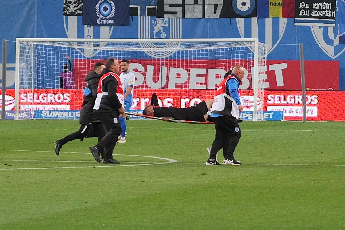 Regele Leu » Nsimba a reușit un gol cât un titlu, cu ajutorul arbitrilor, iar Craiova a răpus-o în ultima clipă pe Dinamo! Clasamentul