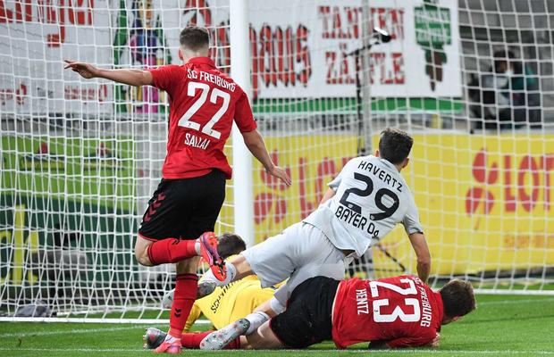 Vineri e Freiburg - Gladbach, meciul în care oaspeții nu au mai câștigat de 18 ani!