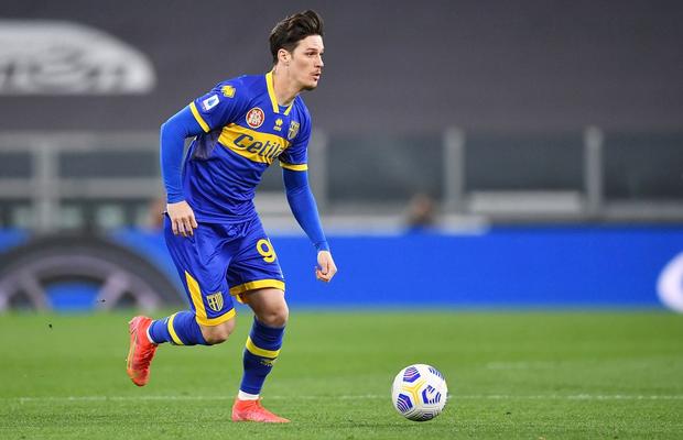 Dennis Man, pe radarul campioanei din Franța! Parma, de neclintit
