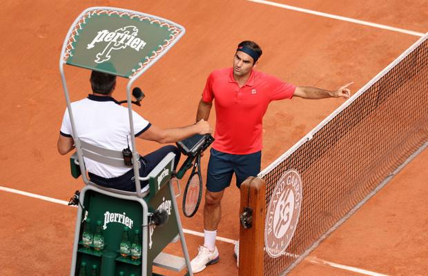 Moment tensionat la meciul lui Federer »  Schimb de replici cu Cilic: „Joc prea încet?”