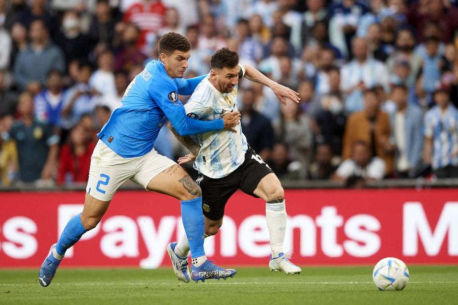 Giovanni Di Lorenzo a avut viață grea cu Lionel Messi (foto: Imago) Greu de ucis