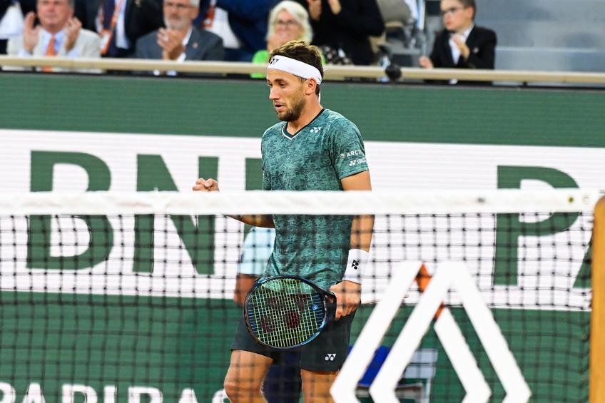 Casper Ruud (23 de ani, 8 ATP) și Marin Cilic (33 de ani, 23 ATP) se întâlnesc în a doua semifinală de la Roland Garros 2022. Meciul a început la ora 20:00, live pe GSP.ro și televizat pe Eurosport 1.