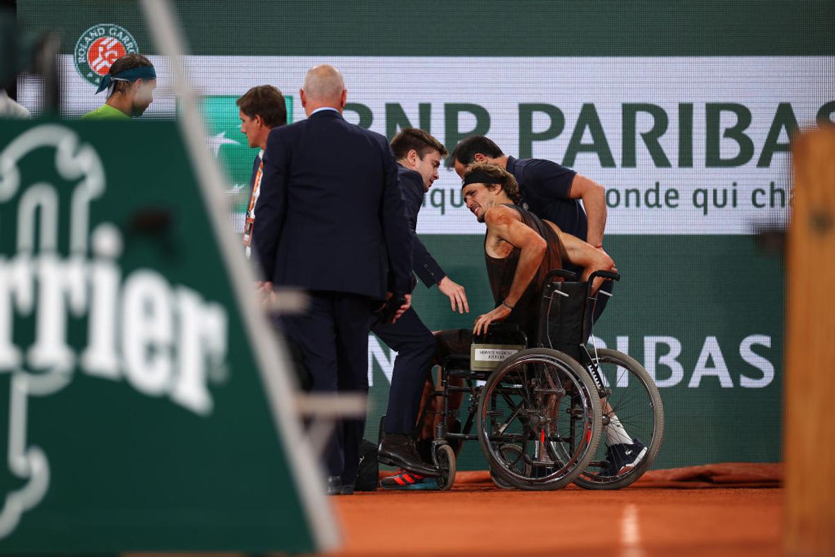 Fratele lui Zverev era live la Eurosport în momentul teribilei accidentări: „E imposibil! Sascha nu plânge niciodată, e ceva rău”