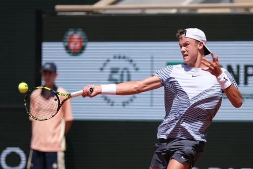 Holger Rune în acțiune la Roland Garros Foto Imago