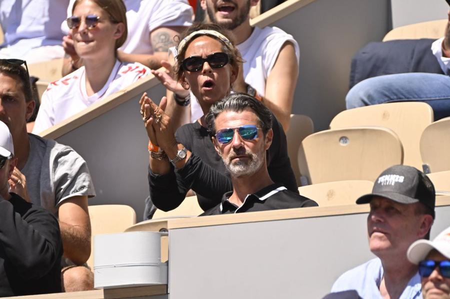 Patrick Mouratoglou și mama lui Rune, Aneke, în lojă la Paris Foto Imago Holger Rune crede că poate câștiga la Paris » Cât doarme zilnic și cum îl caracterizează pe Patrick Mouratoglou