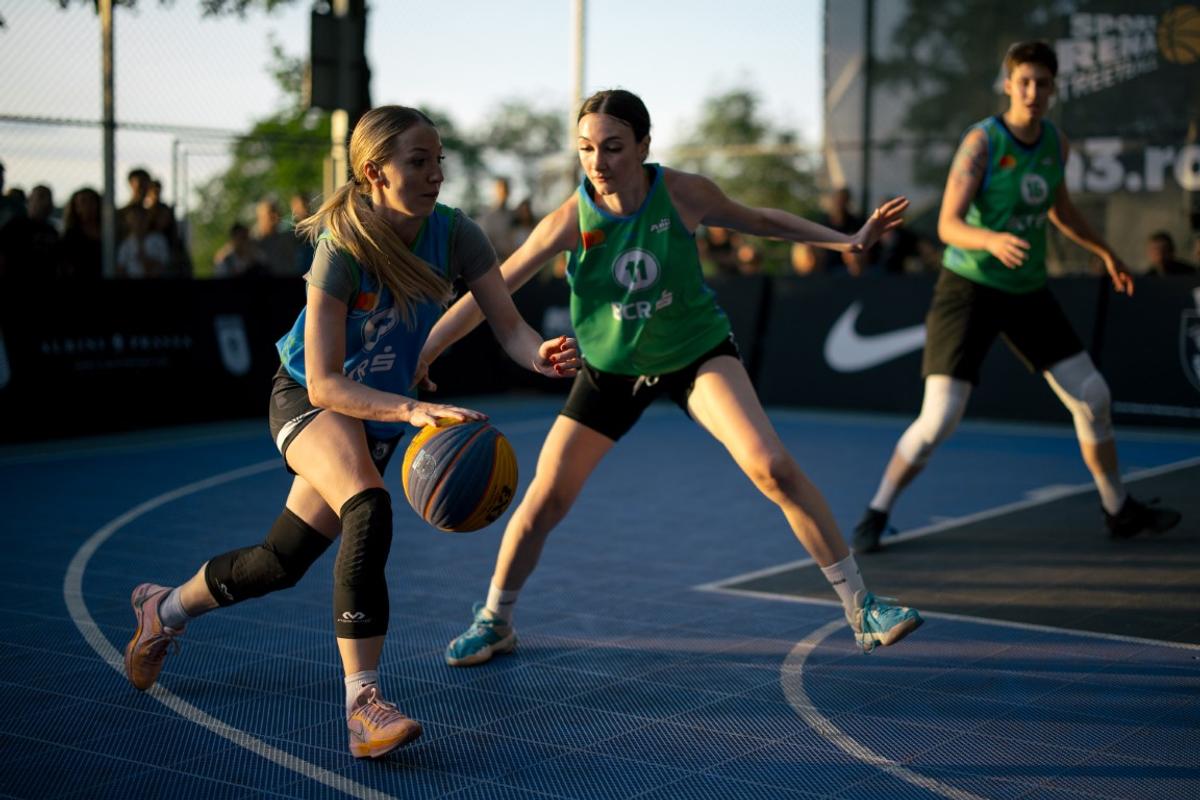 Au „invadat” Tâmpa! A fost spectacol sub panou la Sport Arena Streetball Brașov