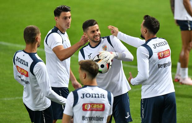 Ziariștii bulgari sunt mai optimiști decât noi și aduc aminte de Grupa Morții, cu Victor Pițurcă pe bancă: „Mergeți în sferturi”