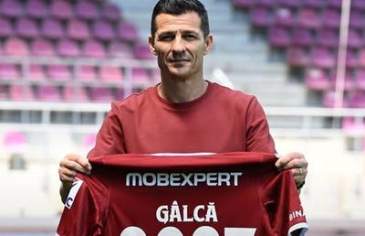 Costel Gâlcă a semnat pe două sezoane cu Rapid » Legenda Stelei îi asigură pe fani: „Știu ce înseamnă spiritul Rapidului”