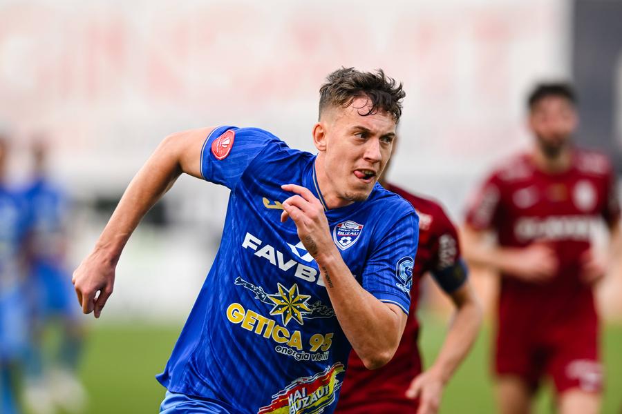 Ei au rescris istoria în Superliga: jucătorii care au devenit campioni și au retrogradat în acest sezon + singurul fotbalist care este simultan campion și vicecampion