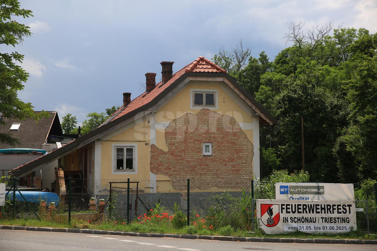 Cum arată casa lui Călin Georgescu din Austria » Orașul bizar unde a locuit fostul candidat la prezidențiale, vizitat de GSP! Imagini spectaculoase