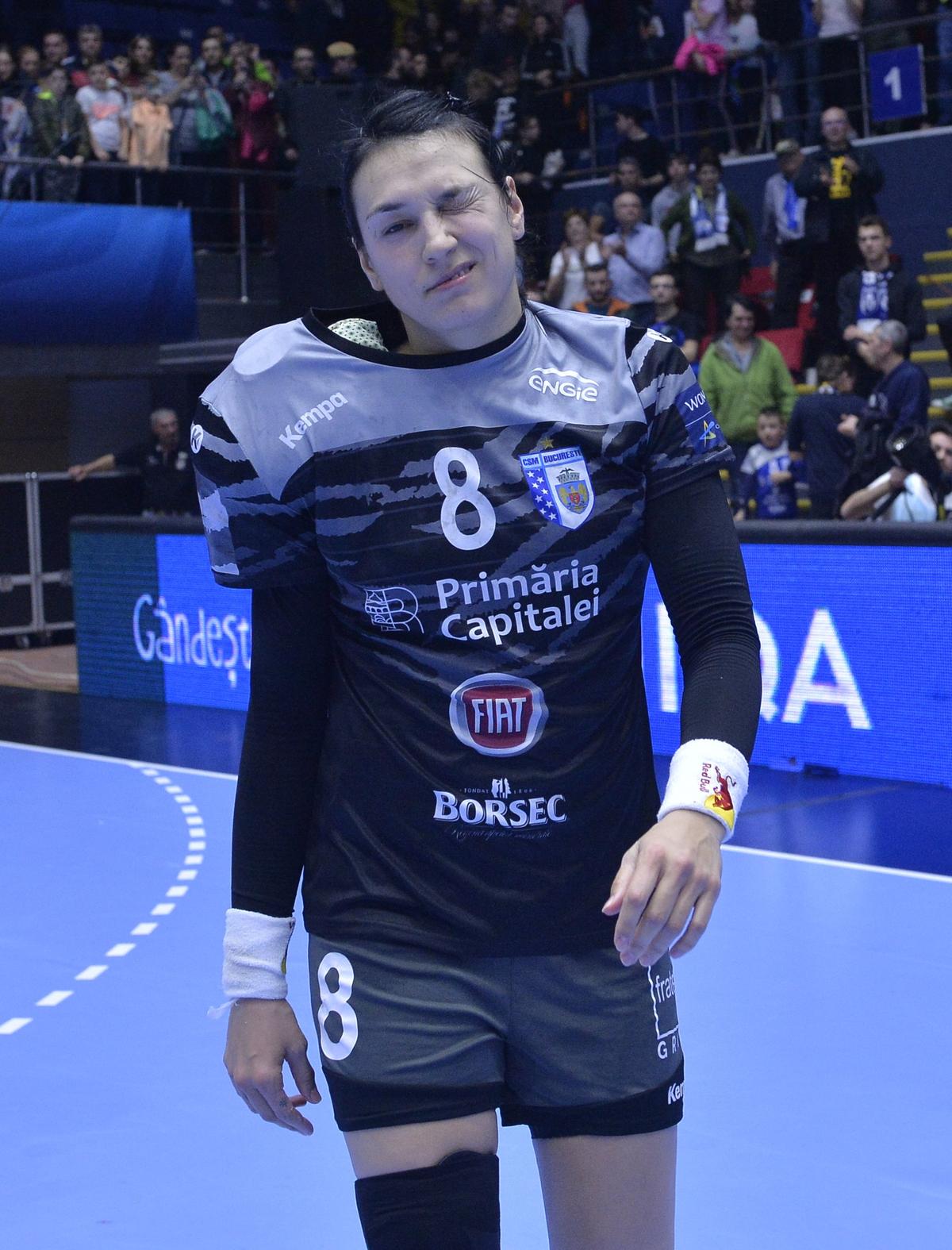 De la glorie la adio » Totul despre cariera Cristinei Neagu: debutul briliant la Mondialul din Franța, accidentările care i-au adus durere și revenirea acasă