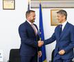 Un avion va purta numele lui Mircea Lucescu