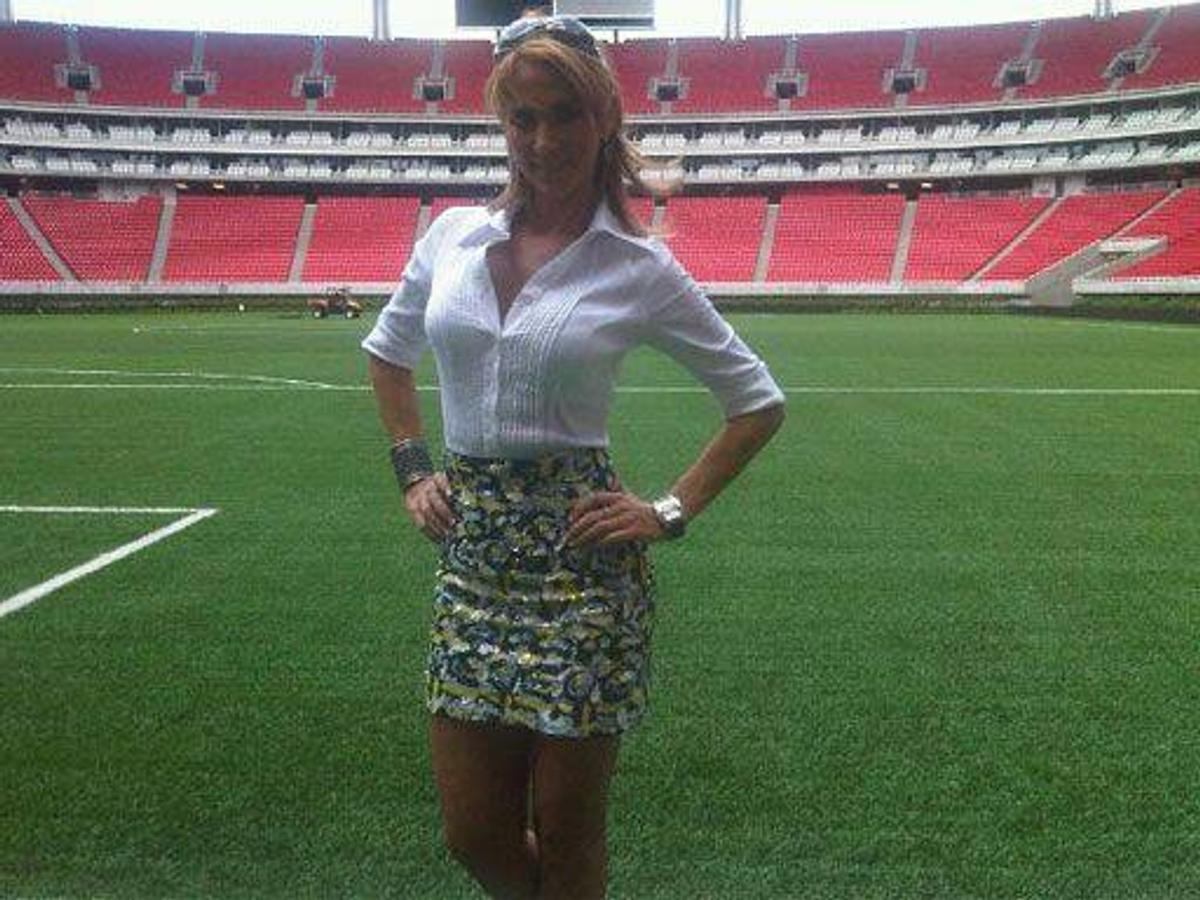 Ines Sainz, celebra reportera mexicană, care a făcut multe interviuri cu staruri ale sportului mondial