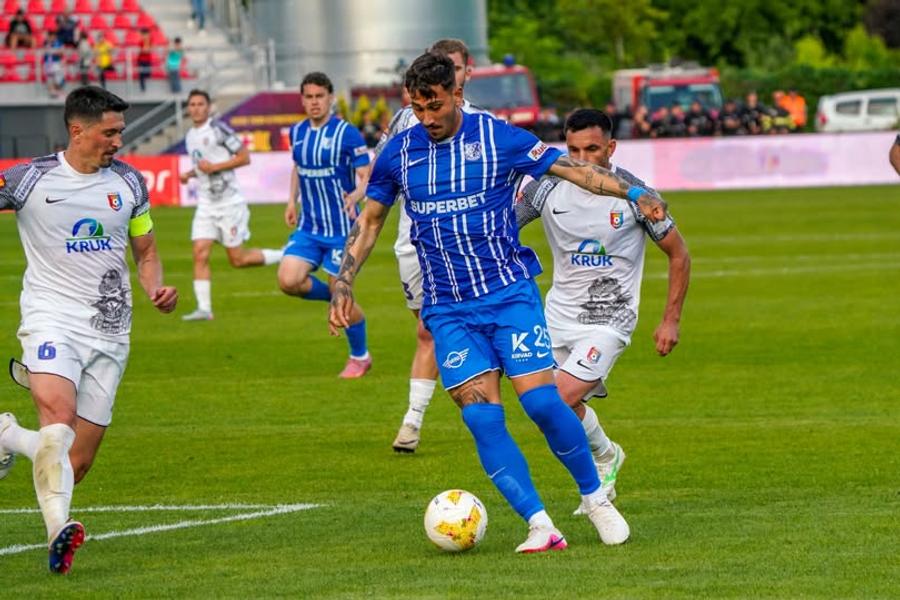 Jovan Markovic, OUT de la Farul Constanța // FOTO: Facebook Curățenie la Farul » După Iancu, și Jovan Markovic e OUT! Așteptat să semneze în Superliga