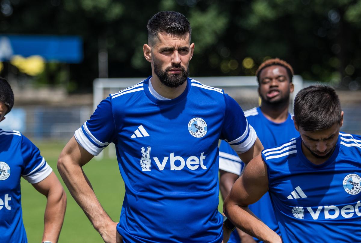 Despărțire în prag de Superliga » Corvinul l-a pus pe liber după 3 ani!