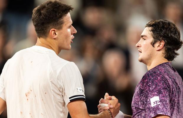 Revelația de la Roland Garros, eliminată în sferturile turneului