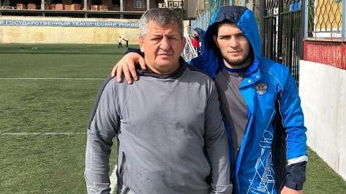 Abdulmanap Nurmagomedov, tatăl lui Khabib, a murit la 57 de ani