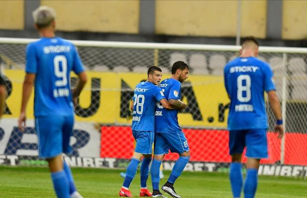 GAZ METAN - CS UNIVERSITATEA CRAIOVA 1-2. VIDEO + FOTO Oltenii ajunseră în sfârșit în fruntea Ligii 1! Clasamentul ACUM