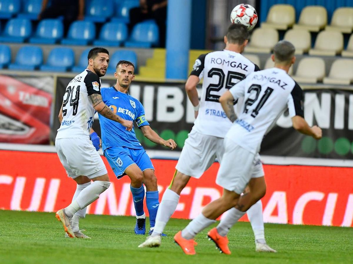 Fierbe Bănia înainte de Craiova - FCSB: „E sortit să fie anul nostru! Suporterii nu vor putea fi opriți dacă luăm campionatul”