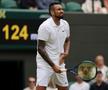 Și când se retrage, o face cu stil! Nick Kyrgios, one-man show la Wimbledon: „Arată mai bine decât mine”