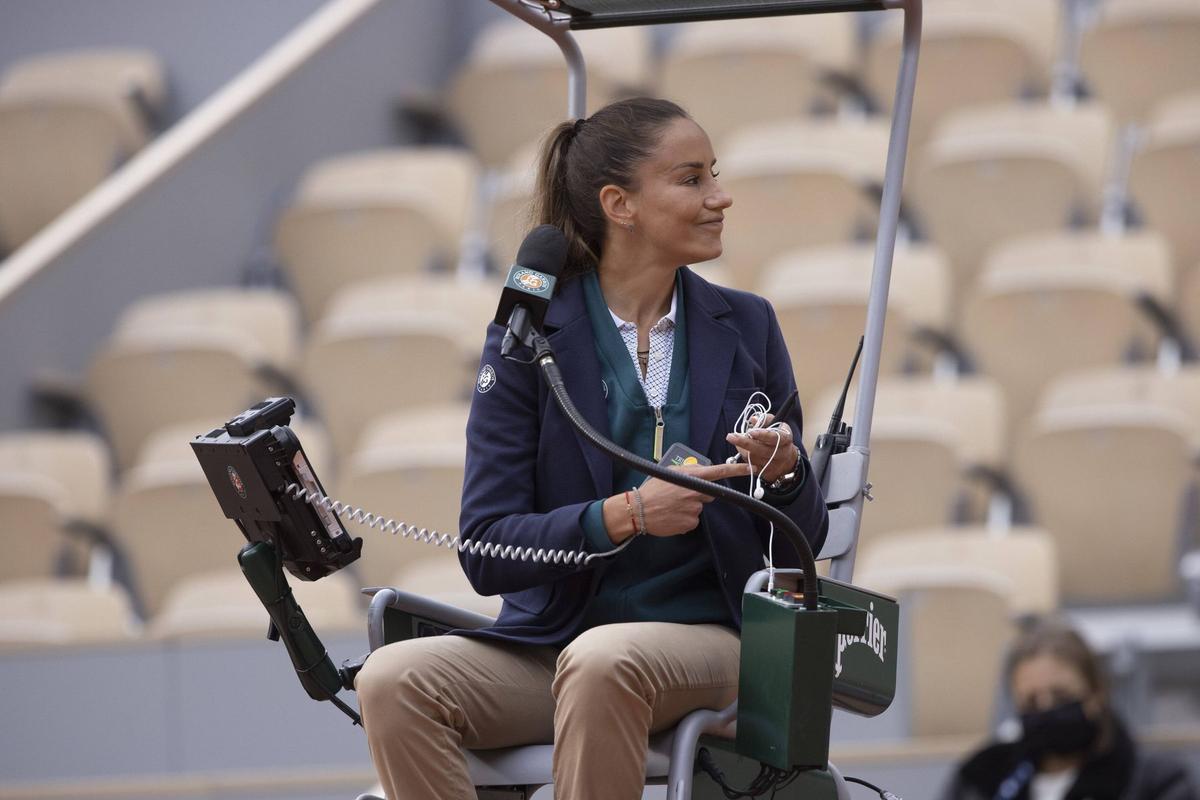 FOTO Marijana Veljovic captează atenția și la Wimbledon: imagini impresionante cu cea mai sexy arbitră din tenis