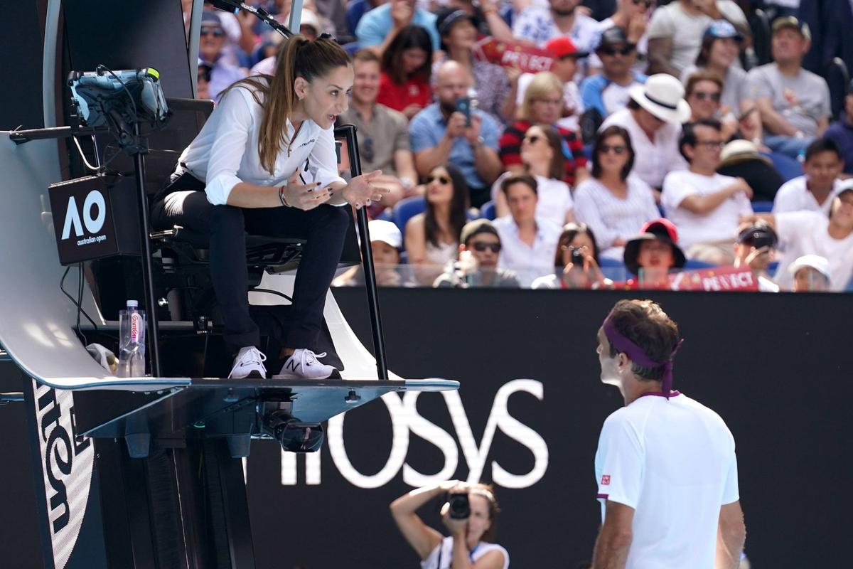 FOTO Marijana Veljovic captează atenția și la Wimbledon: imagini impresionante cu cea mai sexy arbitră din tenis