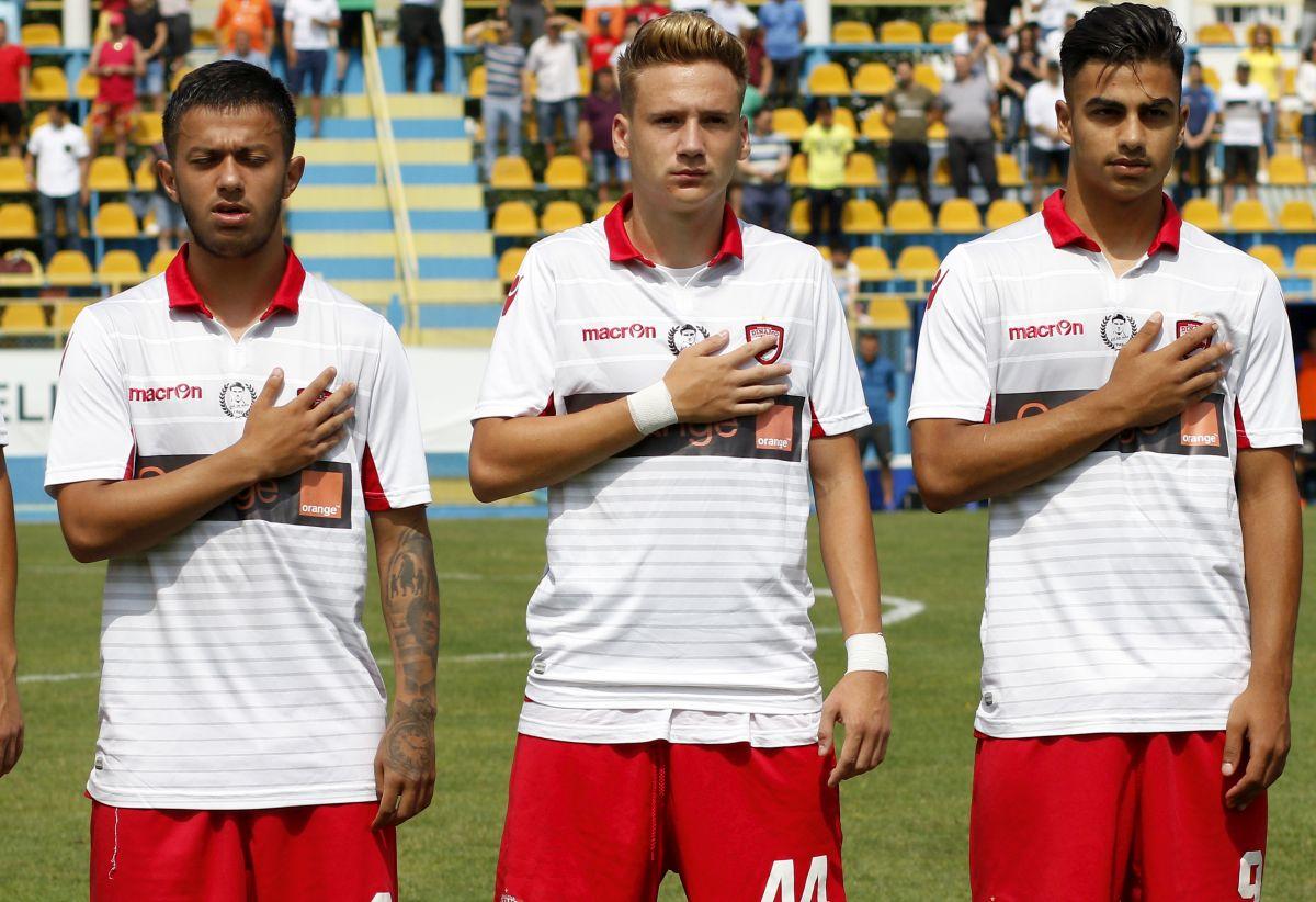 „Mi-am făcut curaj să scriu acest mesaj...” » Scrisoarea emoționantă a jucătorului alungat de Dinamo: „De ce nu am reușit? Aș răspunde în felul următor”