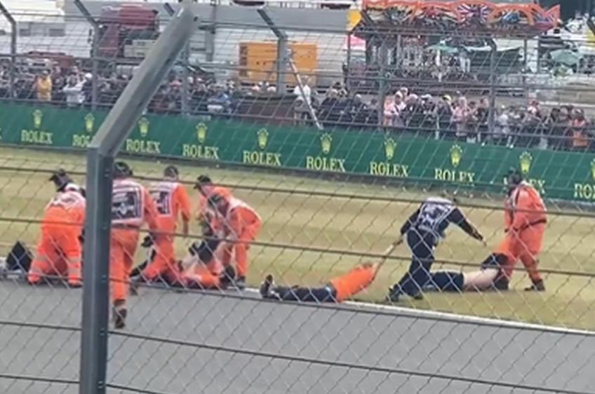 FORMULA 1. Un grup de protestatari a pătruns pe circuitul Silverstone