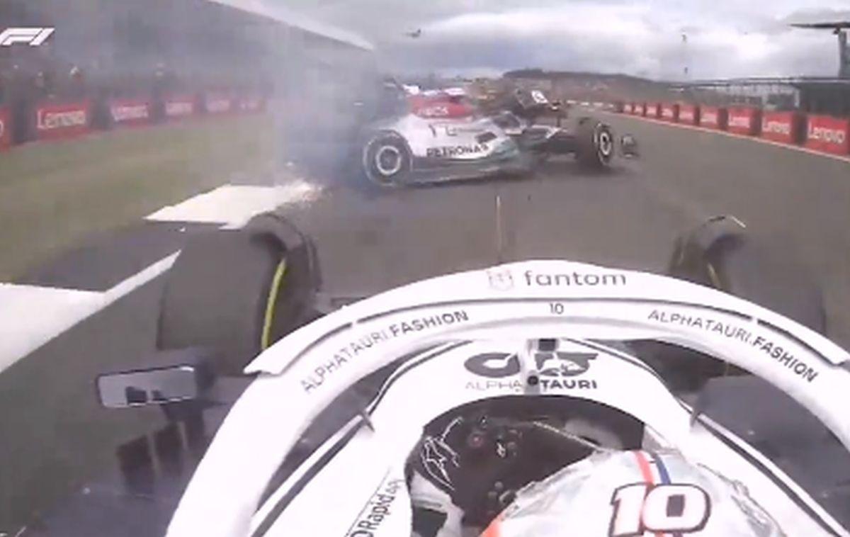 Scene uluitoare la Silverstone » Protestatari TÂRÂȚI de stewarzi în afara circuitului