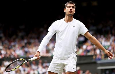 Carlos Alcaraz, eliminat de la Wimbledon de alt puști-minune! + „Clasic” de peste 4 ore și jumătate pentru un loc în sferturi