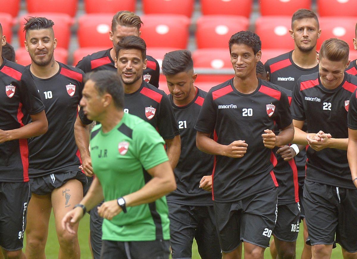 „Mi-am făcut curaj să scriu acest mesaj...” » Scrisoarea emoționantă a jucătorului alungat de Dinamo: „De ce nu am reușit? Aș răspunde în felul următor”
