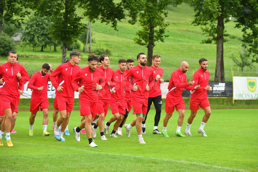Ovidiu Burcă chiar deține know-how-ul la Dinamo! Ce a reușit antrenorul care a promovat „haita” in Liga 1