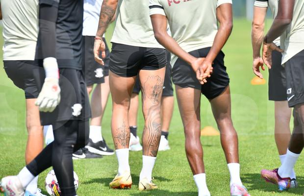 Rapidiștii se întrec în tatuaje » Marko Dugandzic e campion detașat