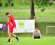 Imagini inedite: Ce a reușit Burcă la Dinamo + Acționarul se antrenează de parcă vrea să fie titular în derby :D