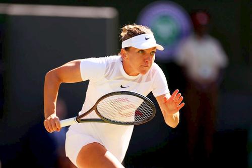 Jurnalistul polonez Piotr Bernaciak consideră că Simona Halep (31 de ani, 54 WTA) nu a avut parte de un tratament corect în cazul de dopaj care o ține departe de teren de 10 luni.
