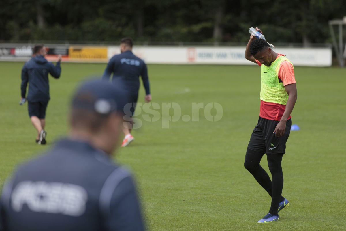 Siyabonga Ngezana la antrenamentul FCSB, 3 iulie