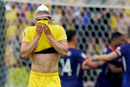 Ianis Hagi în timpul meciului România - Olanda 0-3 / Foto: Imago Images
